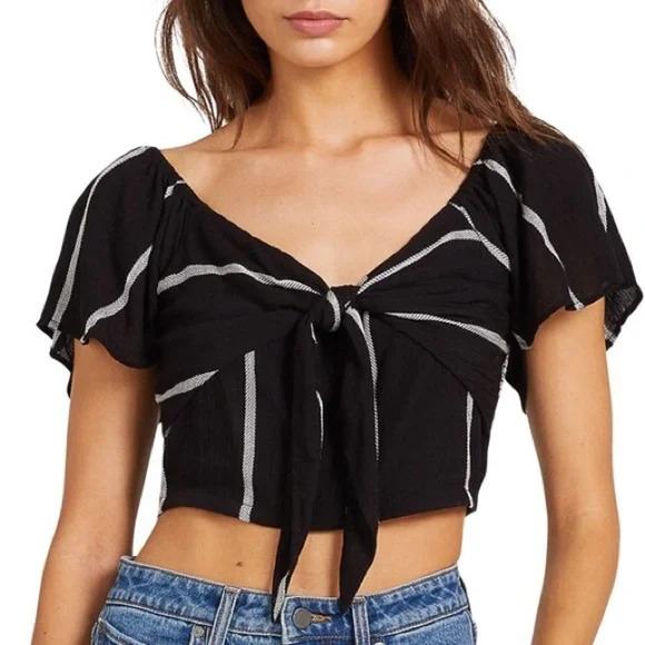 Volcom Coco Tie Chest Black Striped V-Neck Short Sleeve Crop Top Medium M Boho - Picture 1 of 7